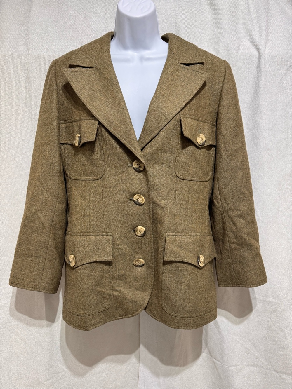 Valentino Boutique Army Khaki Wool Blazer Quiet Luxury Telluride Corpcore Tweed